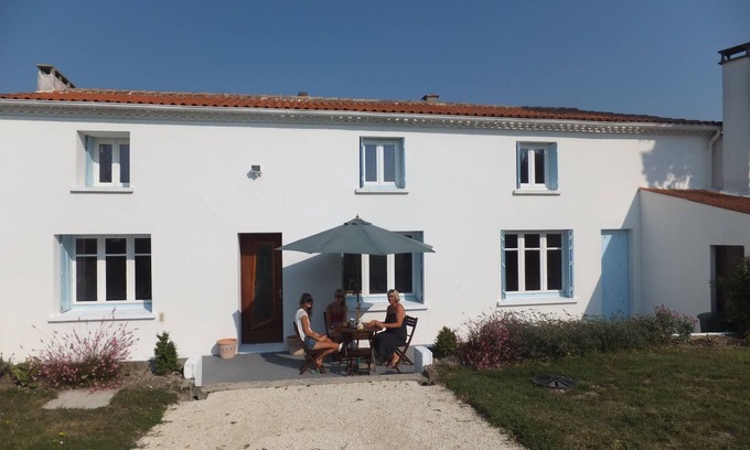 Chenac-Saint-Seurin-d'Uzet Casa | Casa grande Entre Talmont Y Mortagne Sur Gironde con vistas al estuario