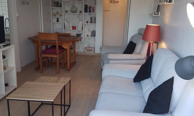 Cabourg Apartamento | Gran apartamento de 1 dormitorio de 35m2 en pequeña residencia tranquila a 2 minutos a pie del mar.