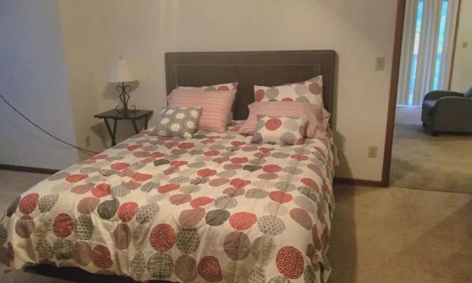 Bismarck Apartamento | Spacious 1 BR Apartment close to Downtown Bismarck