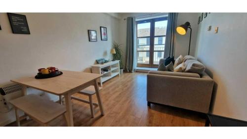 Portobello Apartamento | Large 2bd at trendy Portobello Dublin city centre