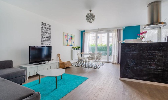 Universite Apartamento | Large 2br with parking and terrace in Nanterre nearby La Défense - Welkeys