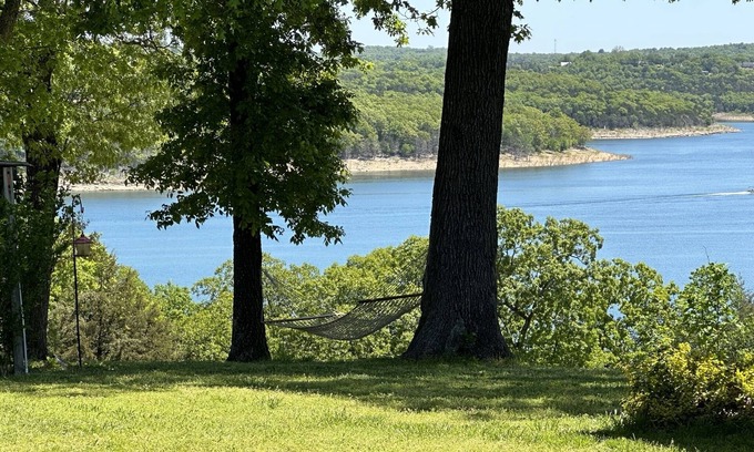Gamaliel Cabina | Large,3 Bdrm, Lake View/Access Home w/ Rustic/Modern Charm, Resort Amenities