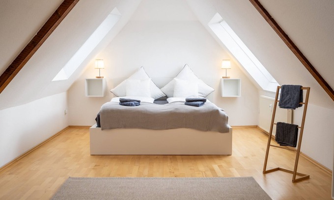 Neuhausen Apartamento | Large 3-room maisonette apartment in Neuhausen Enzkreis