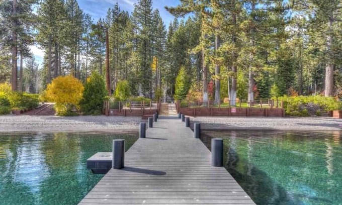 Talmont Casa | Large 4 Bed 2 Bath House with Parking on 1/2 acre with access to Back Country