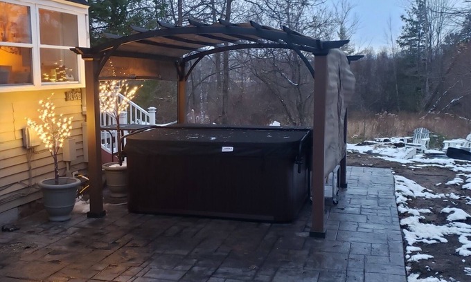Williamsburg Casa | Large 5 bdrm cottage