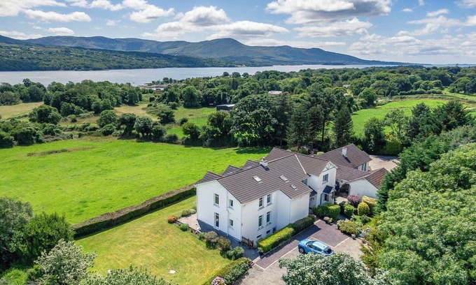 Kenmare Condominio | Large 5 bedroom home to sleep 10 people with wonderful sea views