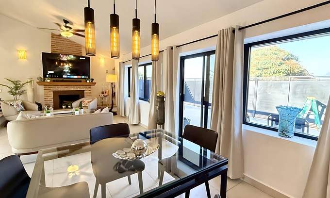Ajijic Casa | Large Ajijic 2 Bedroom Retreat With Modern Amenities & Centrally Located