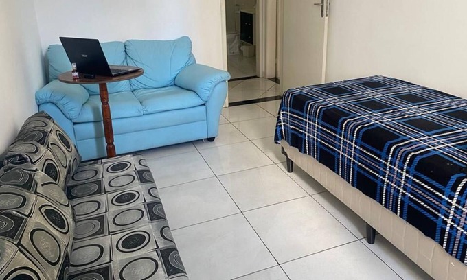 Salvador Apartamento | Large and airy apartment close to everything!