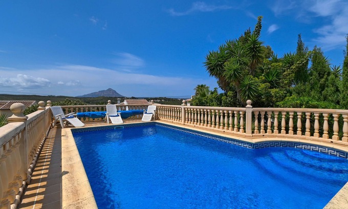Cap de la Nau Villa | Villa grande y confortable con piscina privada en Jávea, Costa Blanca, España para 8 personas