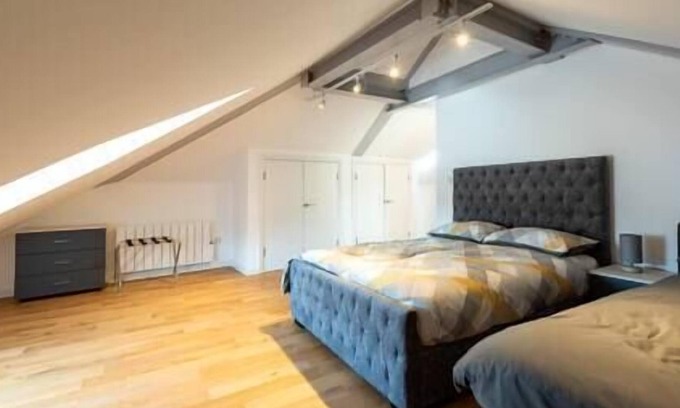 Uxbridge North Condominio | Impresionante y moderno apartamento en Londres (EH3)