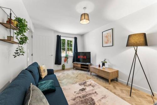 Newark upon Trent Casa | Large and Stylish Abode in Nottingham - Sleeps 15