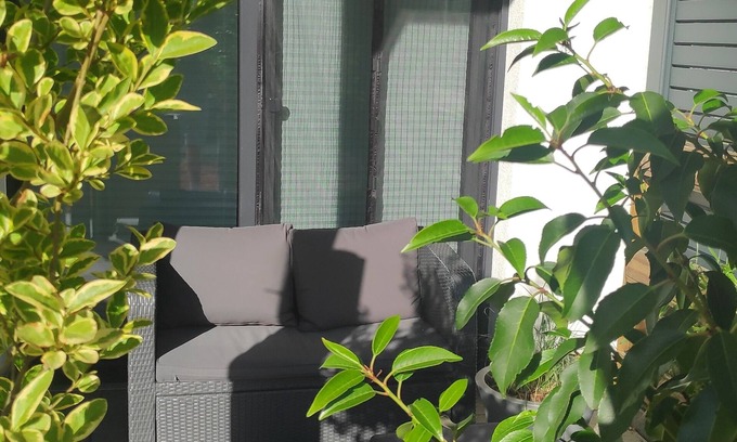 Kernstadt Condominio | Large apartment (100MBitWiFi + bathtub + terrace)