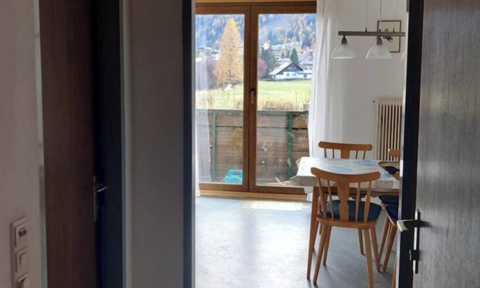 Mallnitz Apartamento | Large apartment in 70s style Mallnitz Austria