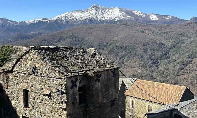 Scata Apartamento | Large apartment in a village house in Haute-Corse