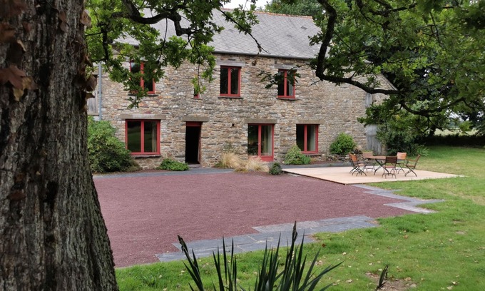 Maxent Casa | Gran casa de campo auténtica en Brocéliande: verde tranquilo