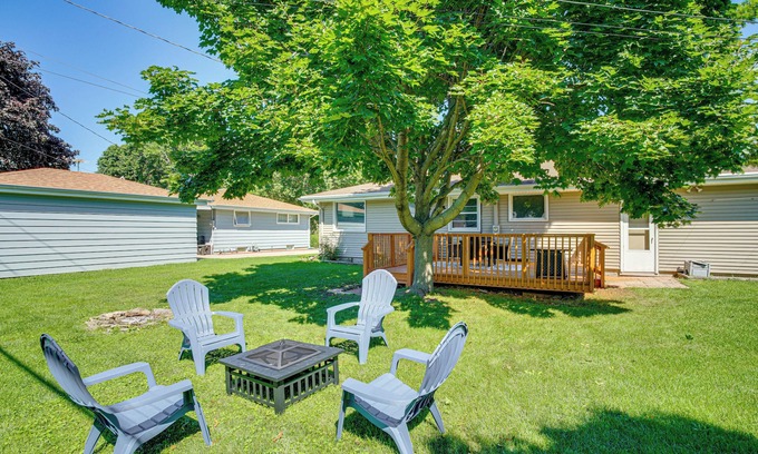 Sheboygan Casa | Large Backyard, Walk to Hospital: Sheboygan Abode!