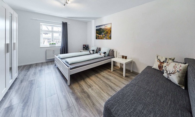 Altdorf Apartamento | Large, beautiful vacation apartment with 2 bedrooms