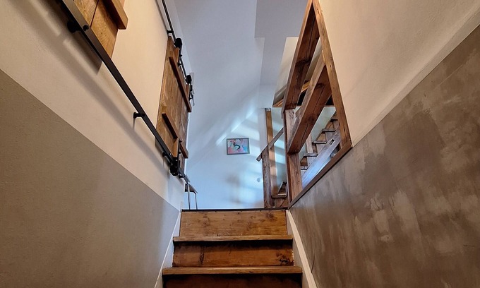 Bielefeld Apartamento | Large central apartment in Bielefeld for up to 8 people.