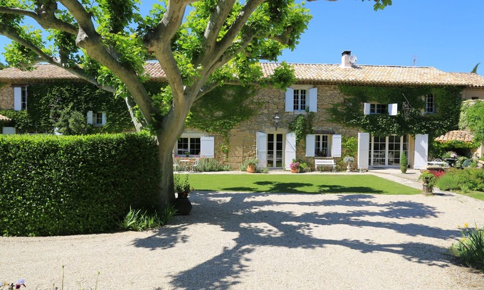 Robion Otro | Large charming air-conditioned residence 4**** heated fenced swimming pool - 8 bdrms/6sdb