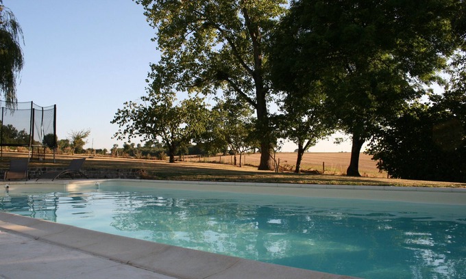 Surin Casa | Gran casa con encanto con piscina