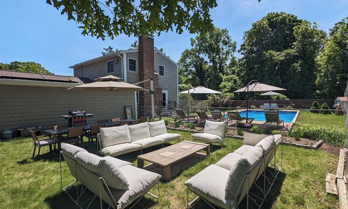Brookhaven Casa | Large coastal bohemian getaway w/ pool