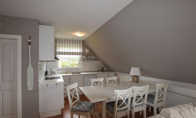 Bastorf Apartamento | Large comfortable apartment by the sea