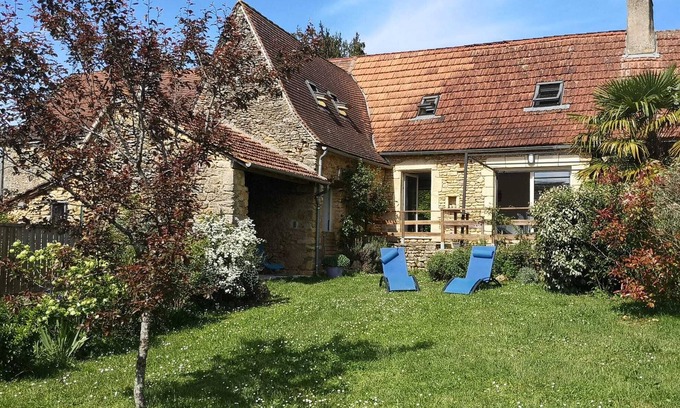 Savignac-de-Miremont Casa | Gîte TRUFFIERE 4/8 p (4 dormitorios 3 cuartos de baño)