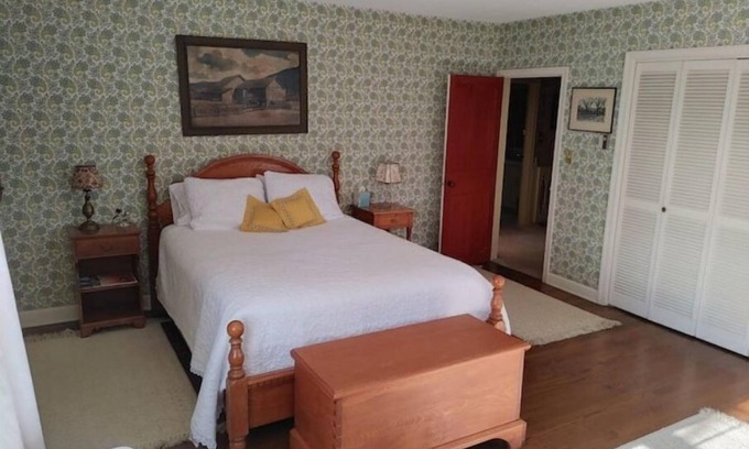 Lee Casa | Large Country farmhouse in the Berkshires.
