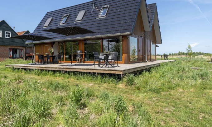 Goengahuizen Casa | Preciosa casa de vacaciones en una isla privada