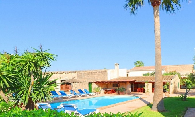 Campos Villa | Gran villa de campo con apartamento independiente, piscina privada, a 15 minutos de playas fantásticas.