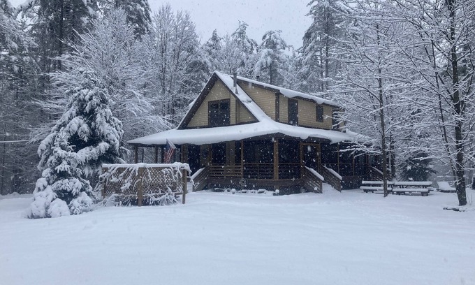 Chestertown Casa | Large Cozy House in the Woods