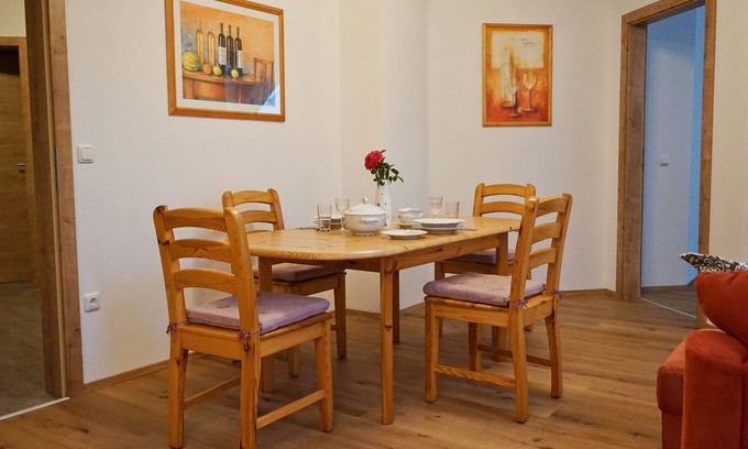 Steinakirchen am Forst Apartamento | Large, cozy vacation apartment Stargazer