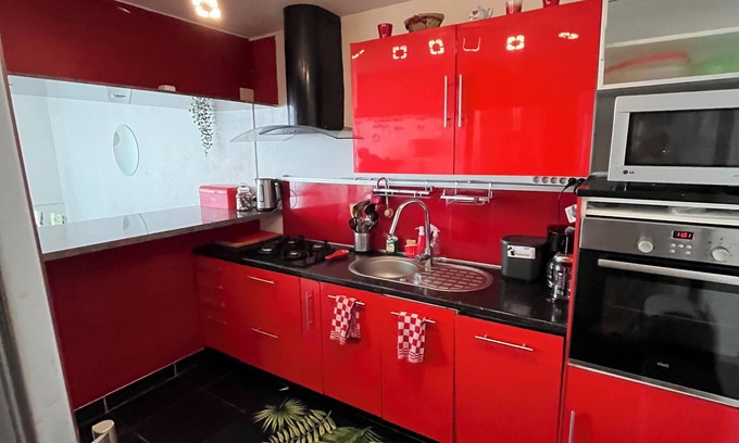 Koenigshoffen Est Apartamento | Large family apartment for 6 to 10 people (1 BB bed available)