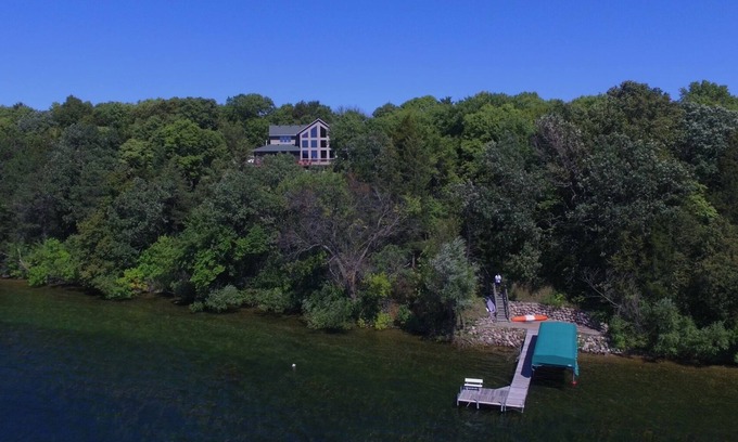 Annandale Casa | Large Family Cabin on Lake Sylvia -Beautiful & Clean Lake! Awesome Fishing