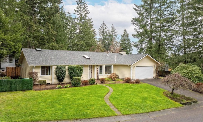 Olympia Casa | Large Family-Friendly Home on NW Side - Dogs OK