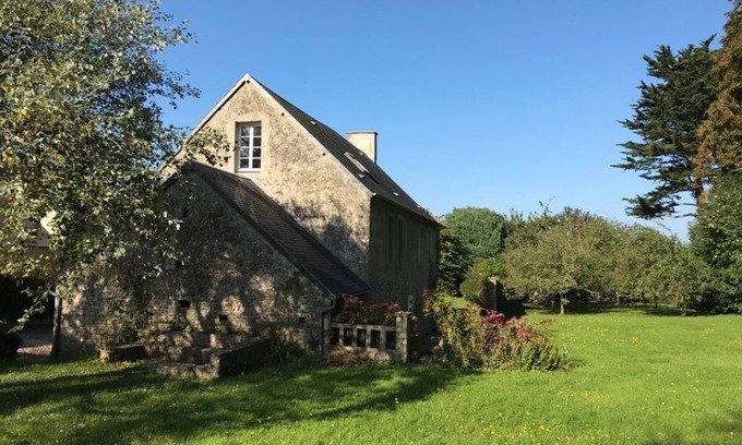 Sainte-Honorine-des-Pertes Casa | Large family home - Omaha Beach