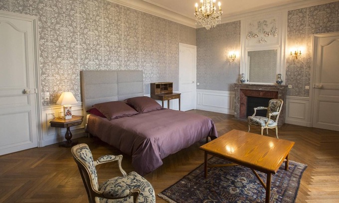 Barbeville Cama Y Desayuno | Suite-Familiar-Baño con bañera-Vista al Jardín