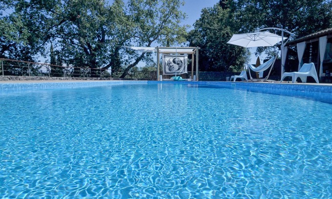 Corfu Villa | Gran villa familiar con piscina en un entorno bastante