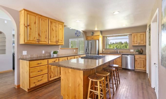 Blaine Casa | Large farm house