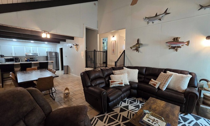 Navajo Dam Casa | Large Fishing Cabin, San Juan River Access