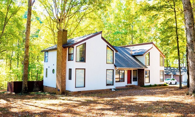 Concord Casa | Large french style house in the most sought after area - Concord.