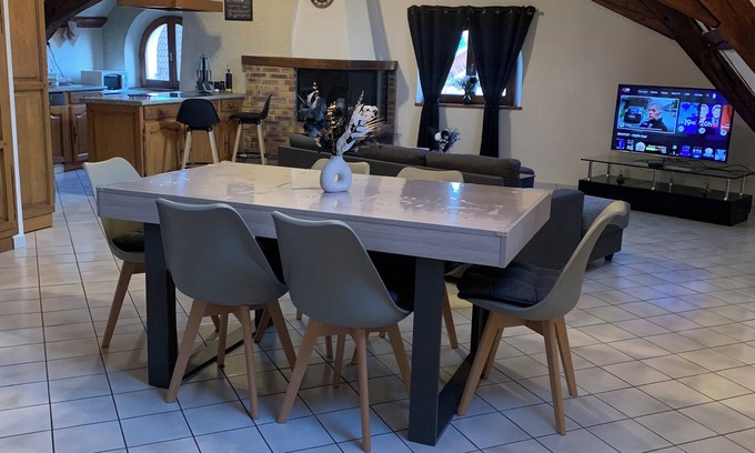 Grandvillars Apartamento | Large fully-equipped apartment 3 bedrooms 3 double beds 2 bathrooms