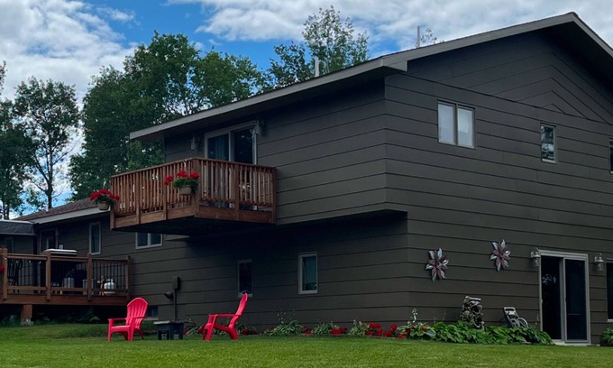 Waasa Township Casa | Large fully furnished,centrally located northern Minnesota retreat .