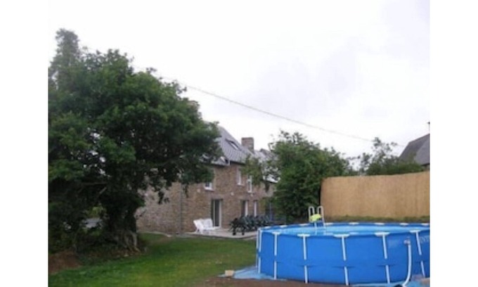 Saint-Broladre Casa | Large Gite 16/20 people, Le Noisetier
