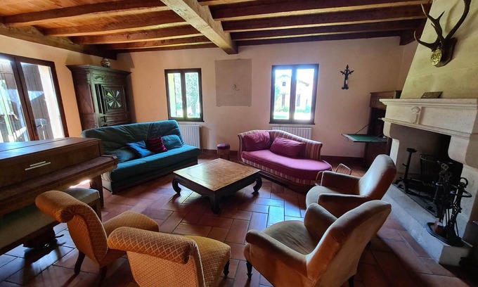 Lalinde Casa | Large gite with tennis court and swimming pool