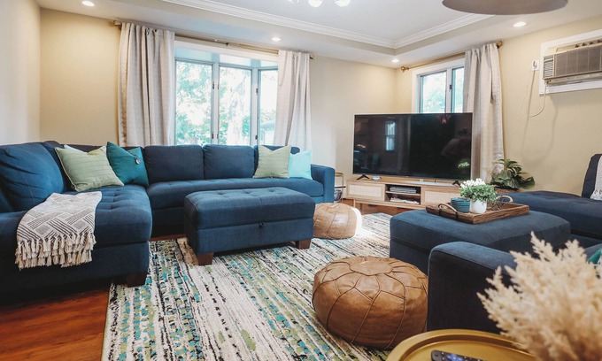 Macalester - Groveland Casa | Large Groups Unite | Coffee Bar | Game Room 4 Kids & Adults