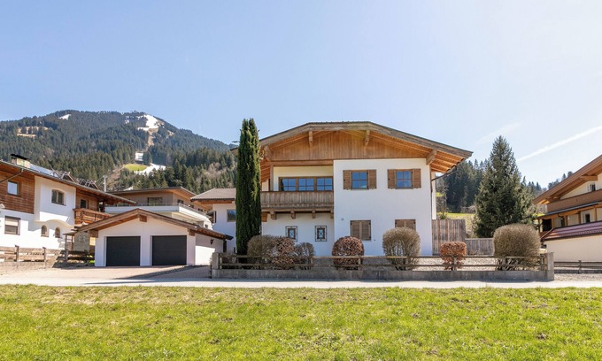 Westendorf Apartamento | Large holiday apartment right by the ski lift
