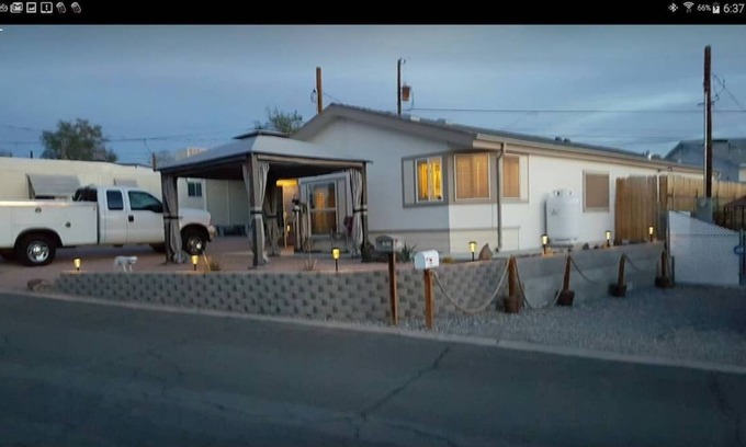 Cienega Springs Casa | Large home, hilltop community on the Parker strip