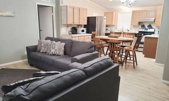 Blythe Casa | Large Home- Near Quartzsite and Colorado River