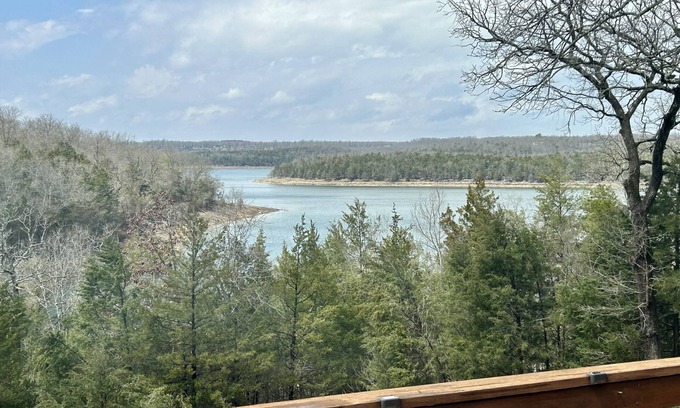 Lakeview Casa | Large Home on Bull Shoals Lake with Core Lake Access